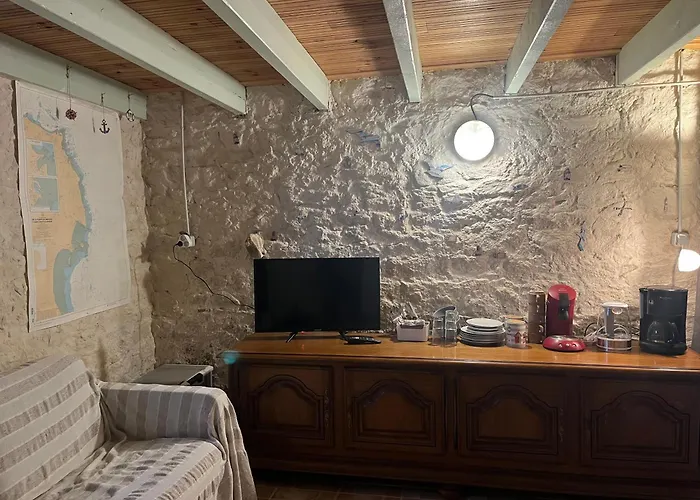 La Du Pecheur Guest house 3*